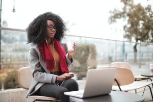 Comment faire pour bien sintegrer au travail quand on est nouveau 